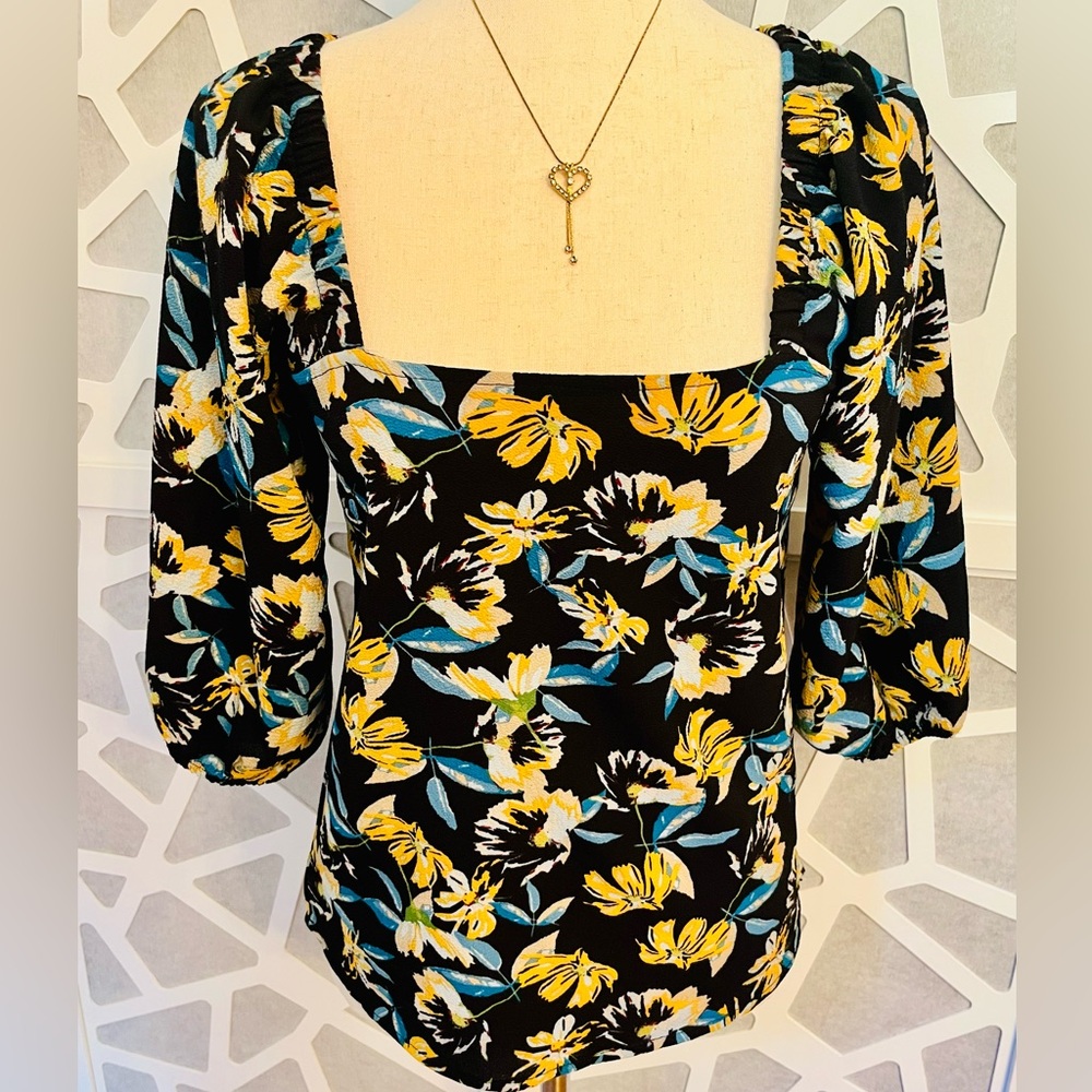 Harve’ Bernard Floral Women’s Spring Shirt/Blouse, Size Small